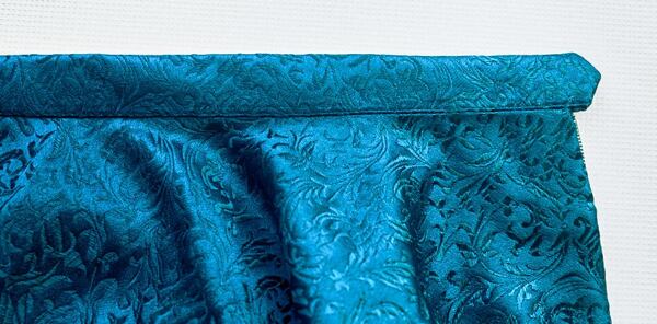Stitching the waistband How to make a circle skirt – top stitching the waistband