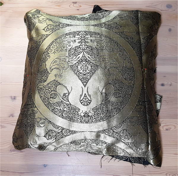 Why You Should Use Throw Pillow Covers - In My Own Style