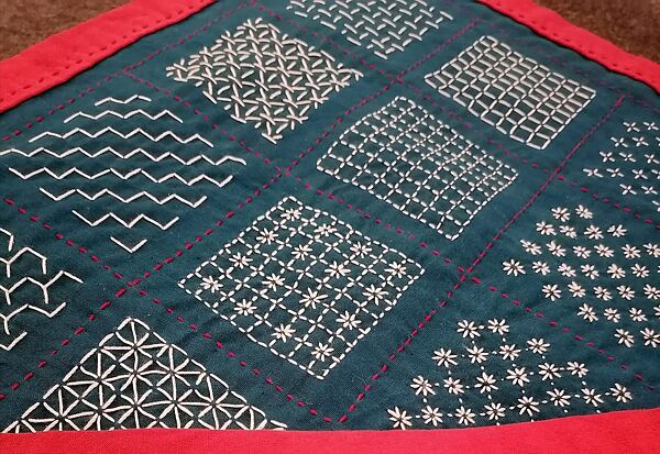 Simply beautiful Japanese fabrics decorated by Sashiko tecnique