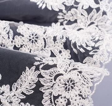 Corded lace Ginny, ivory white