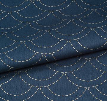 Cotton sashiko fabric with wash-out hemp leaf pattern, blue - SARTOR BOHEMIA